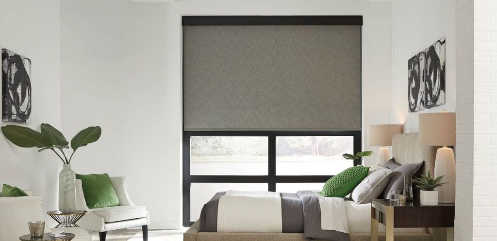 lutron-automated-rollershades-bedroom-fashioninteriors-banner-2022-1920w