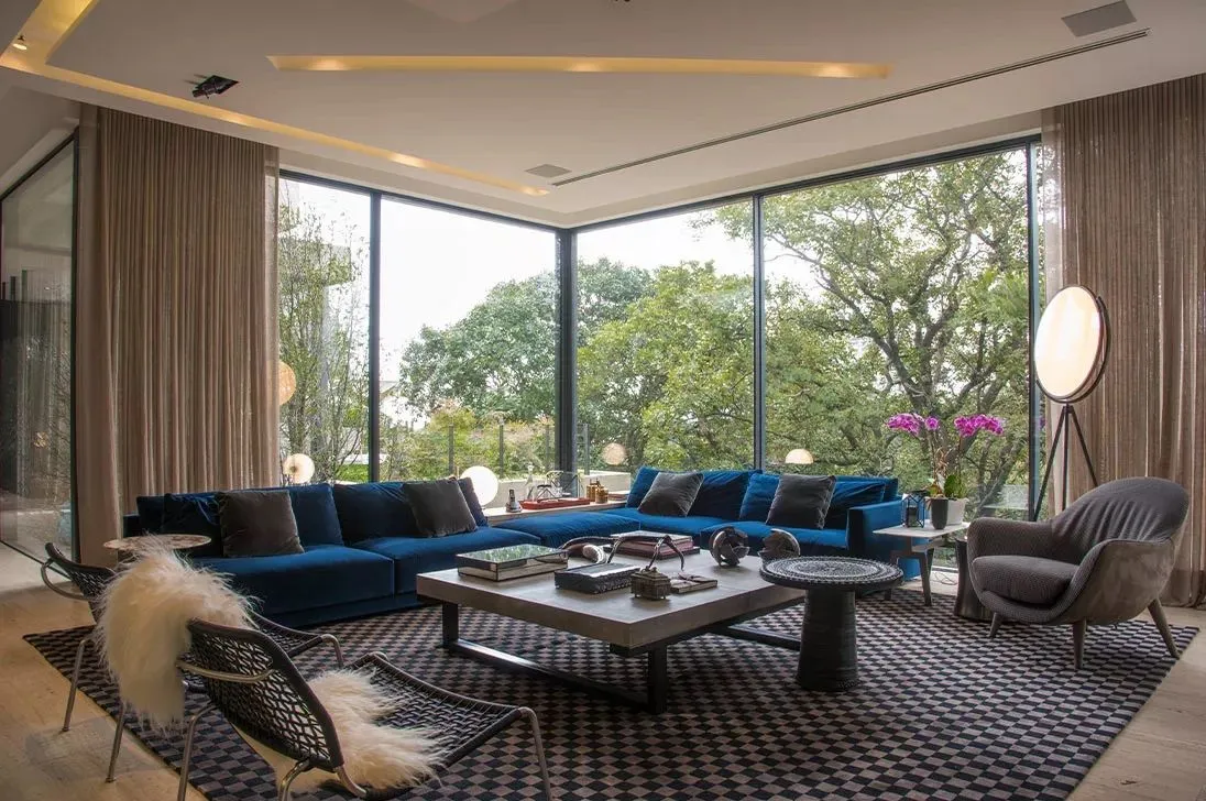 Lutron Drapery Brown Livingroom Forest Modern Sheer Fashioninteriors