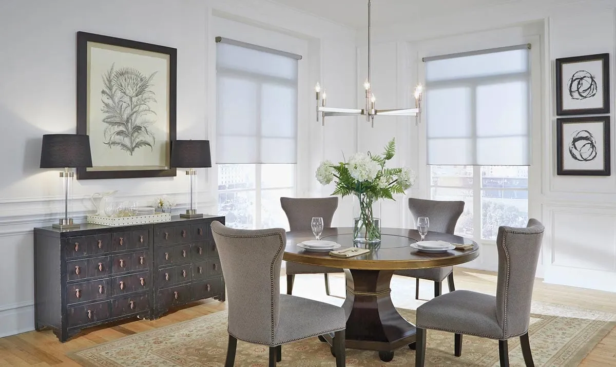 Lutron Palladiom Shades Traditional Rustic Diningroom Jambbracket Fashioninteriors 2 2020 Lg