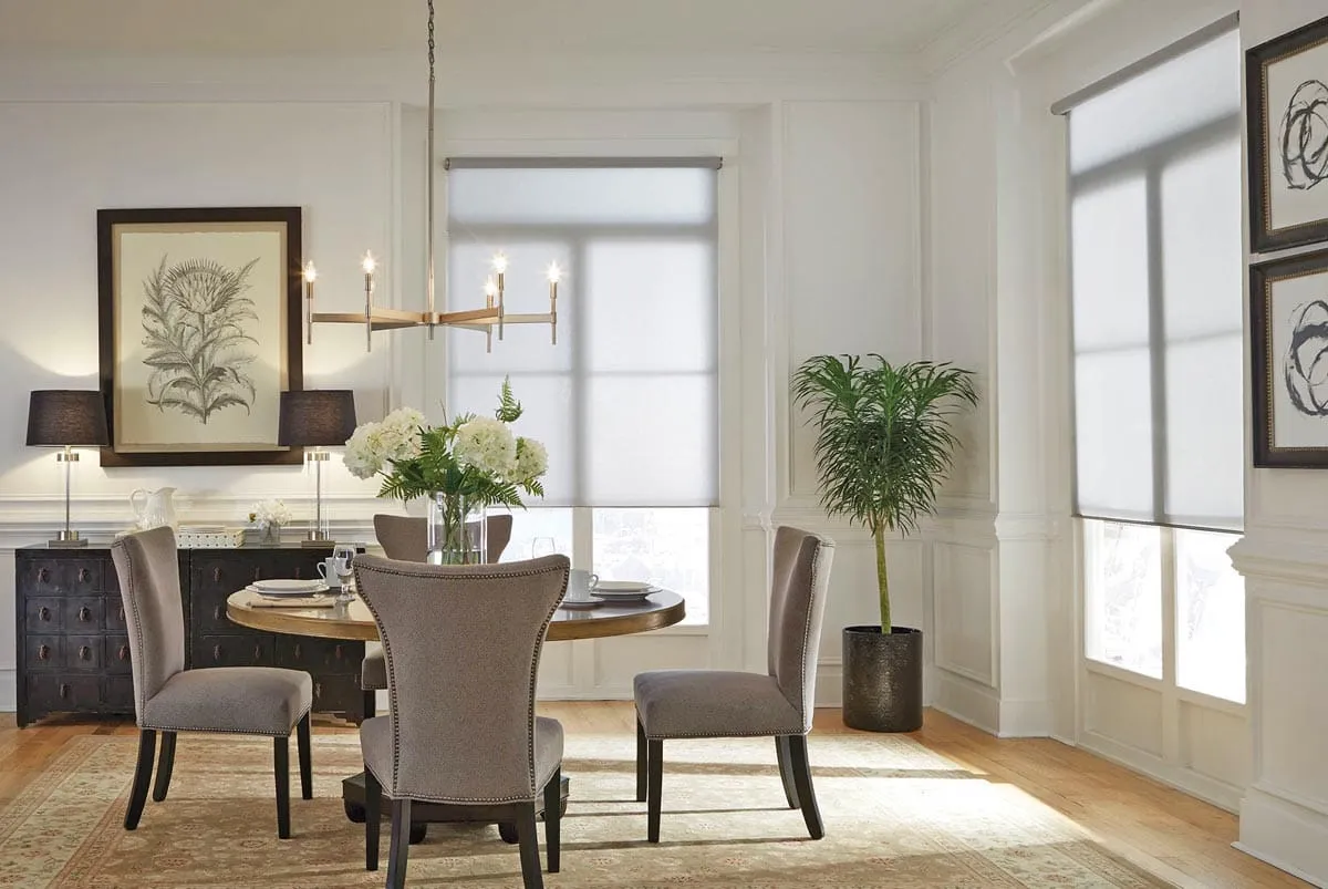 Lutron Palladiom Shades Traditional Rustic Farmhouse Diningroom Jambbracket–fashioninteriors 2020 Lg 2