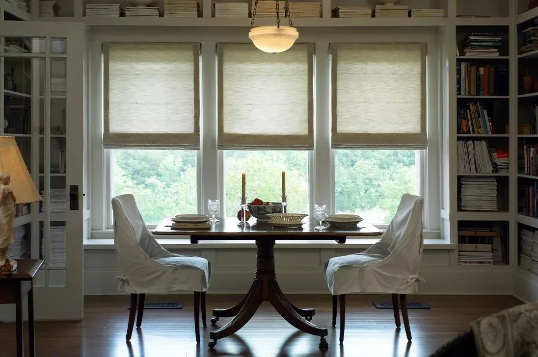 Lutron Sivoia Qs Romanshades Fabrication Kit Diningroom White Fashioninteriors