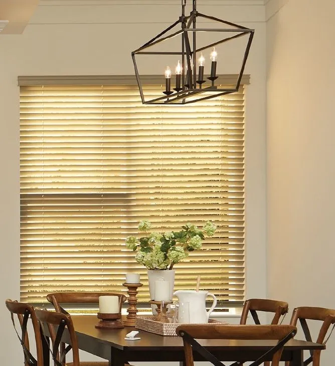 lutron sivoia qs triathlon battery wood blinds kitchen closeup fashioninteriors 1920w