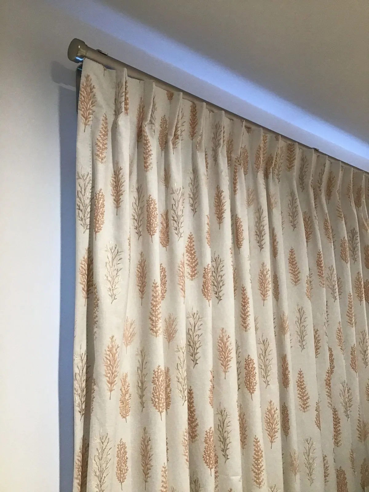 Top Pleat Style Motorized Drapery Track System Fashioninteriors
