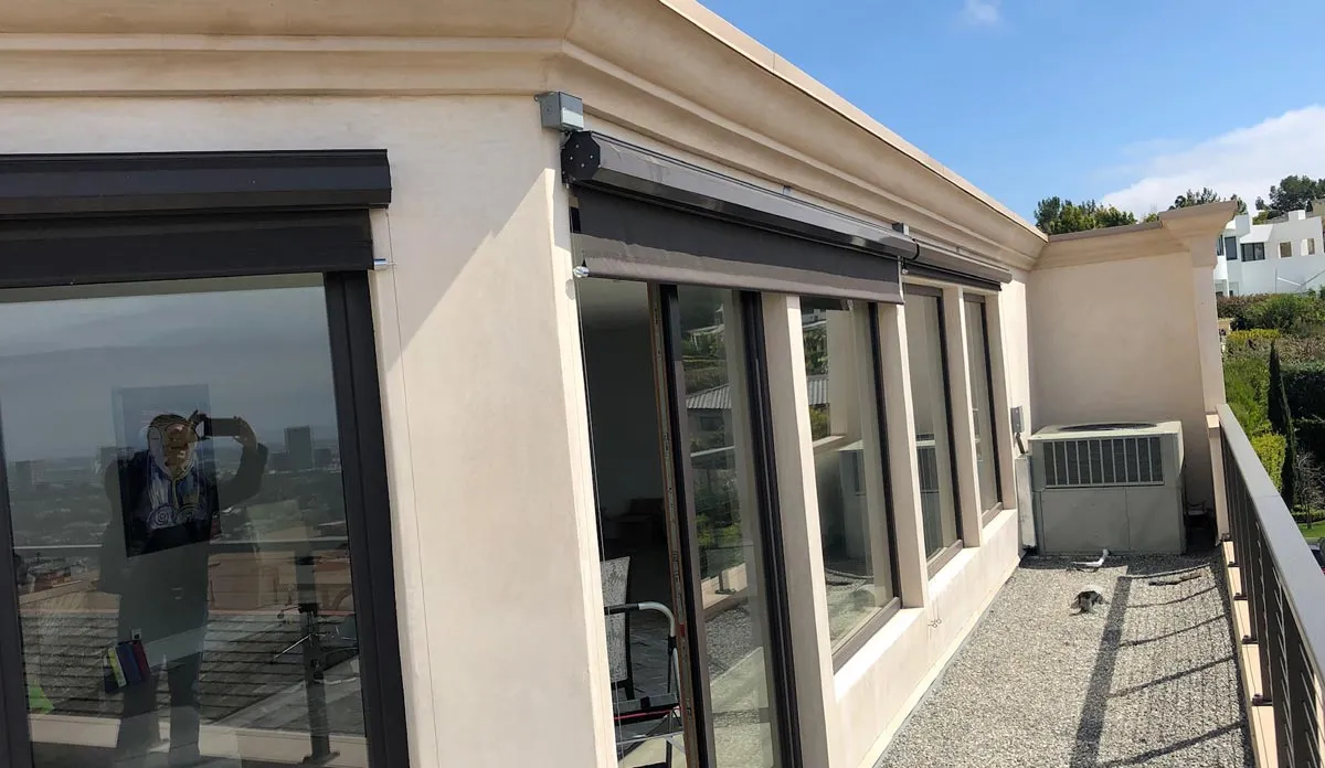 Commercial Shades 28
