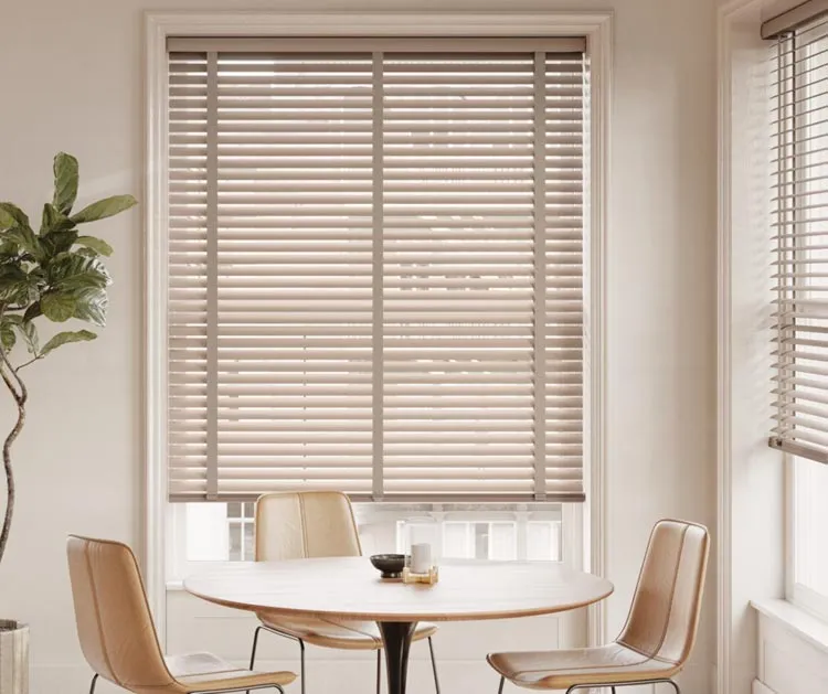 Hunterdouglas Modern Precious Metal Mini Blinds Modern White Diningroom Fashioninteriors 2021