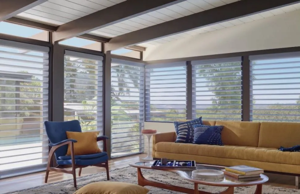 Hunterdouglas Silhouette Sheershades Modern Boho Midcentury Yellow Pool Livingroom Fashioninteriors 2021