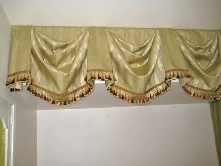 Kingston Valance Gold Stripes Trim Traditional 2019