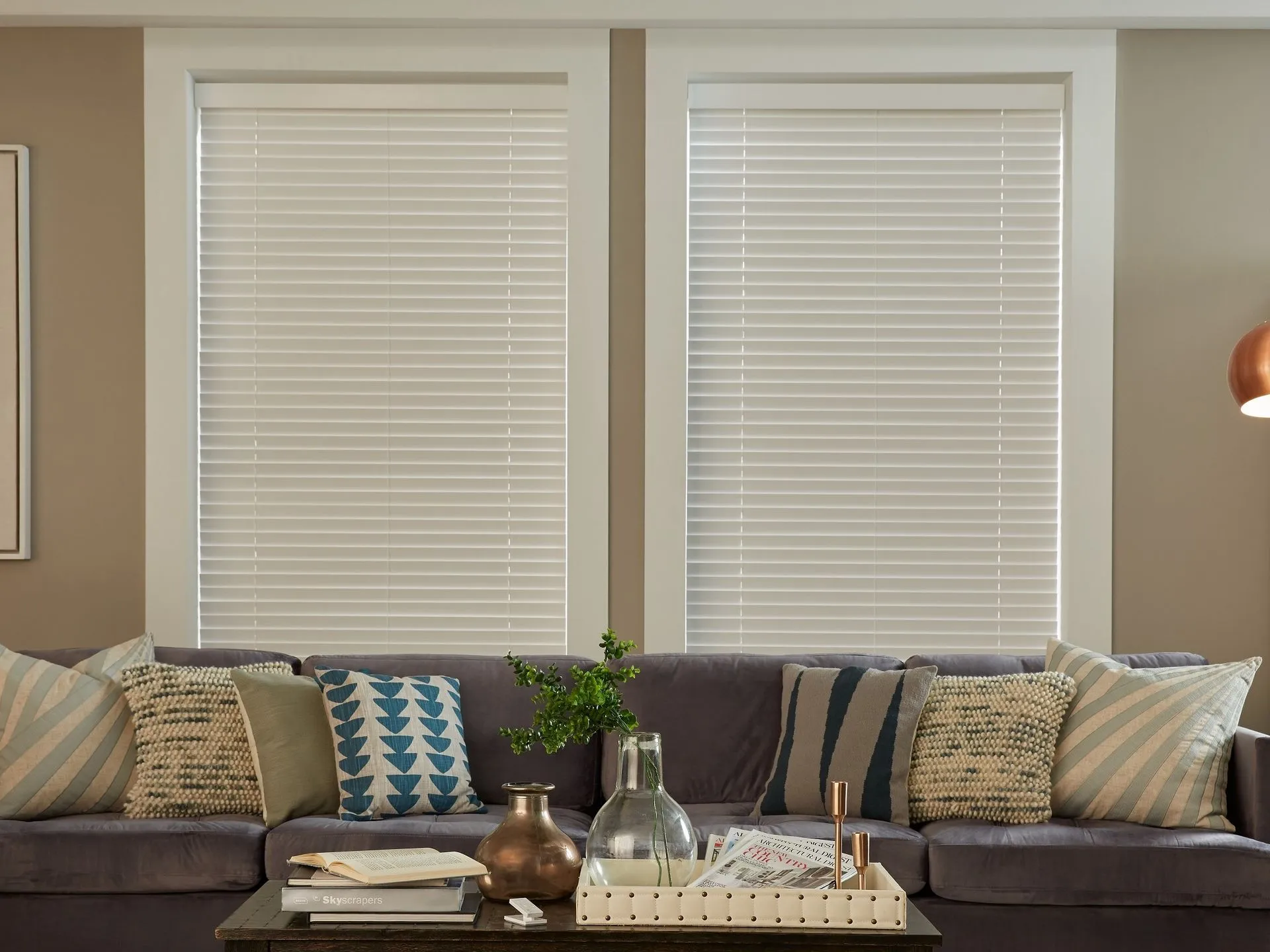 Lutron Sivoia Qs Triathlon Battery Wood Blinds White Closed Fashioninteriors