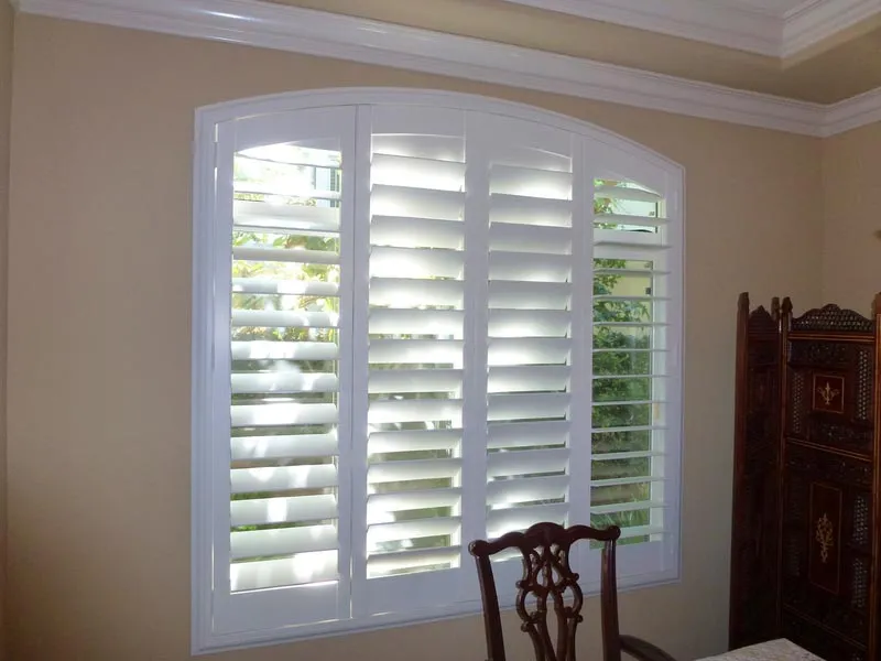 Plantation Shutters Arched Window Residential Traditional Diningroom Fashioninteriors 2019