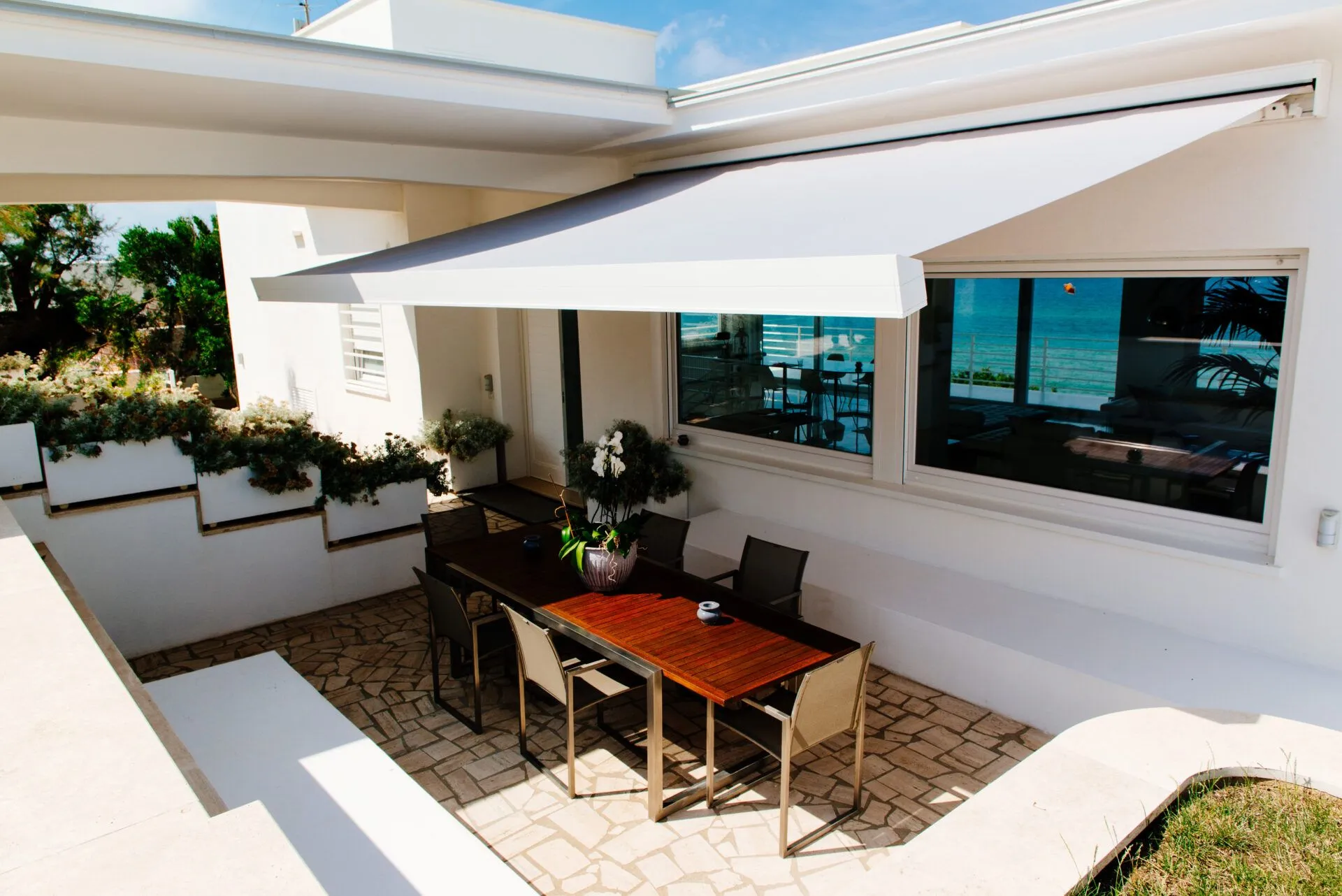 Quibica Flat Kedurasol Retractable Awning Fashioninteriors 7