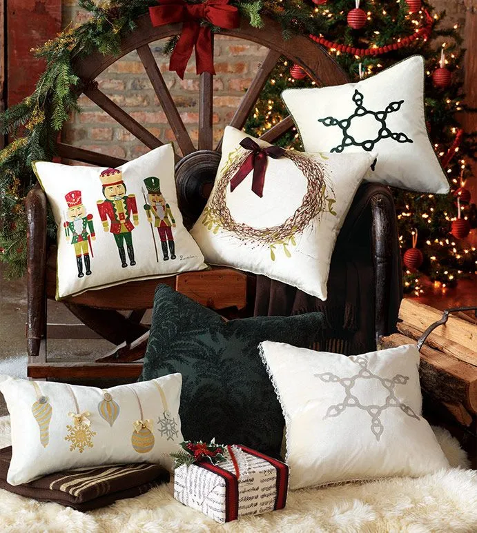 Red Wreath Custom Decorative Pillow Christmas Group 2023
